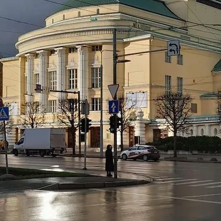 Operatheater View 2Bd Apartment For 8 Tallinn Exterior photo